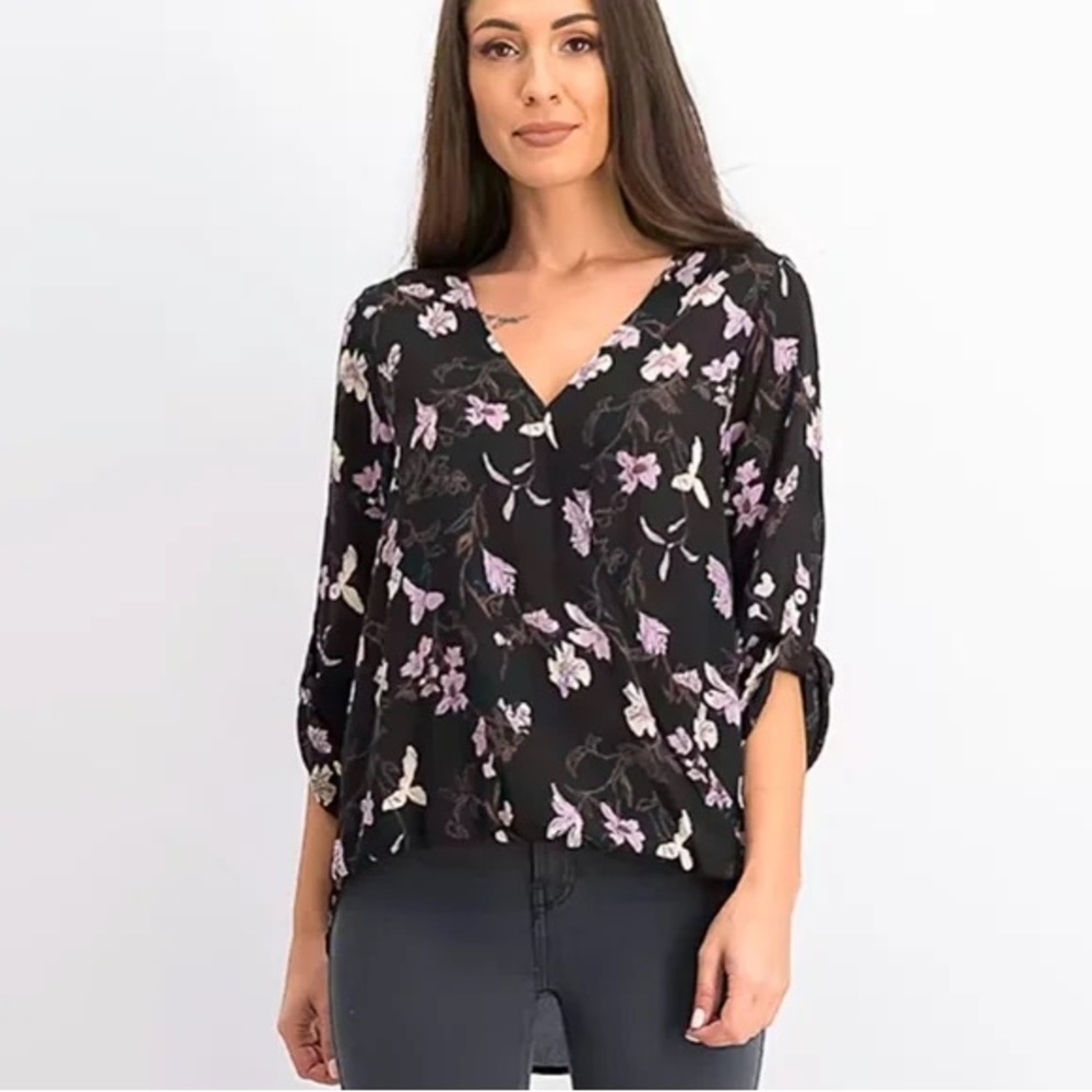 West Kei Black Floral V-Neck Blouse